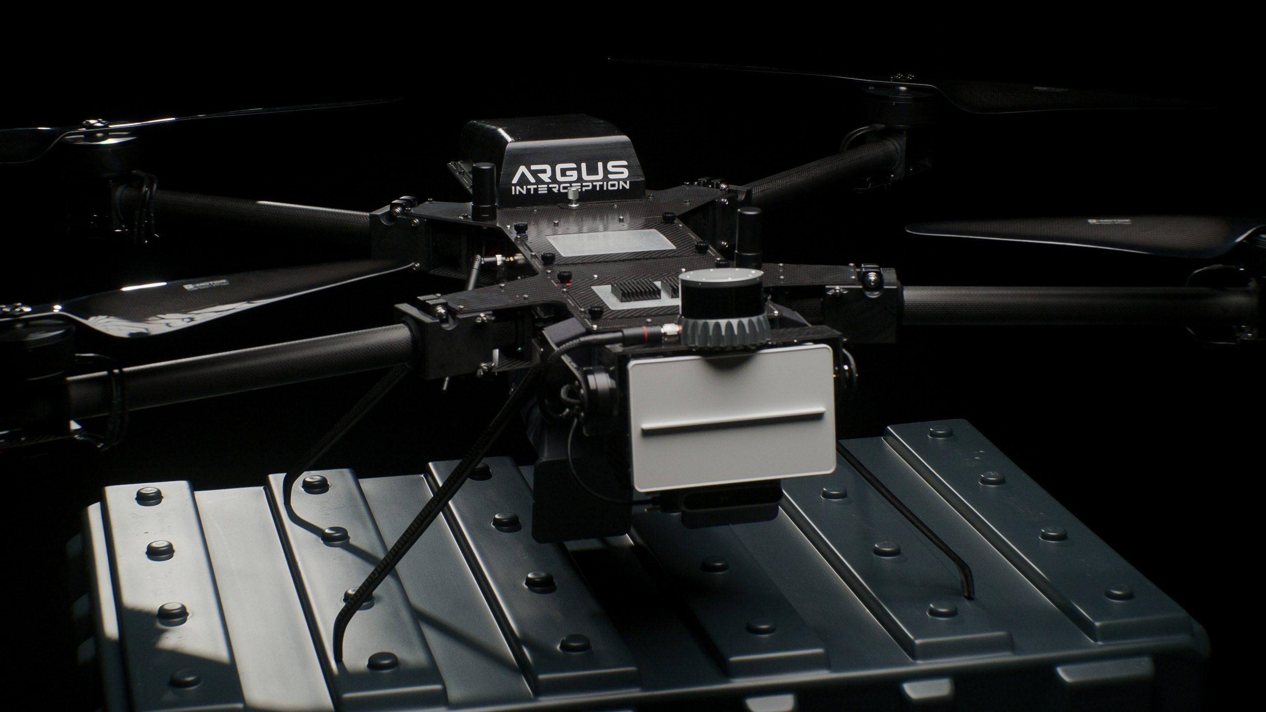 A1-Falke detail, sensor head and net launchers